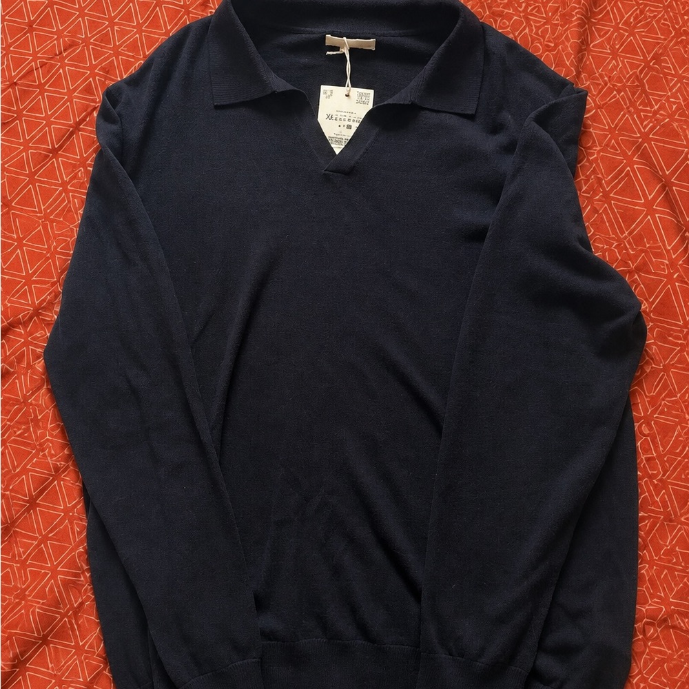 Zara Men's Navy V-Neck Polo Sweater